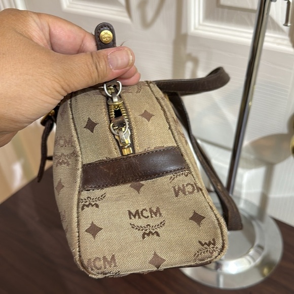 MCM Monogram Shoulder Bag - Picture 5 of 9